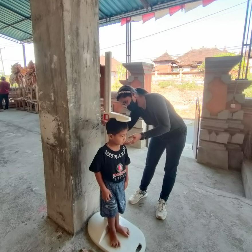 Penyelenggaraan Posyandu Mawar di Br. Dinas Tambahan Bakas